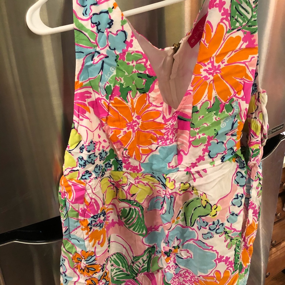 Adorable Lily Pulitzer For target top